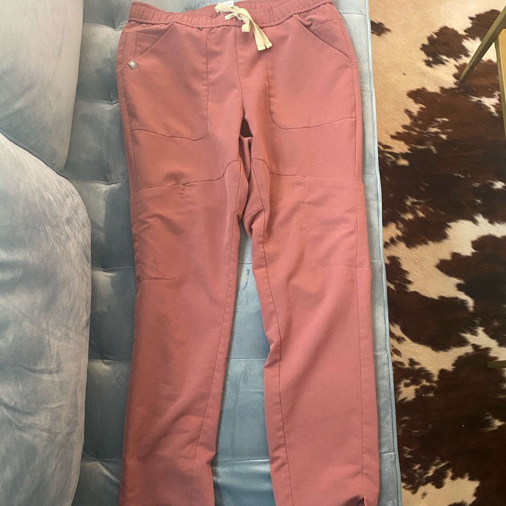 Figs Mauve kochi skinny scrub pants size small